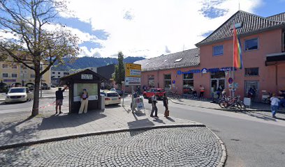 DEVK Versicherung – Josefine Eichenseer